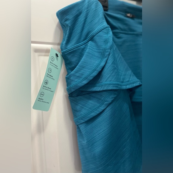 NWT Ideology Believe In Movement Teal Tiered Skort - Picture 9 of 9